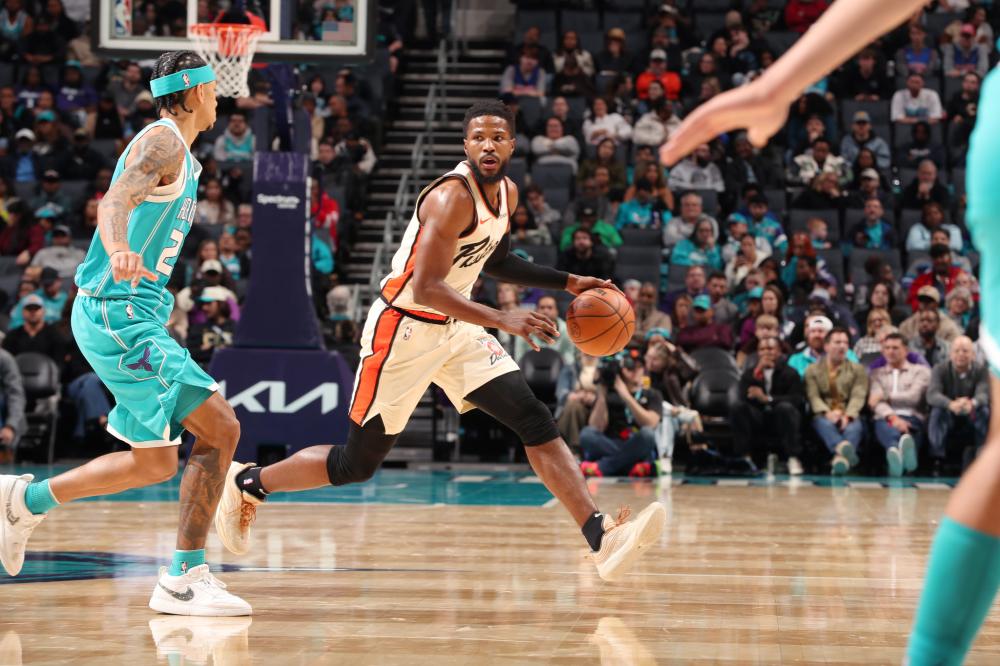 现出的崛起 现出的崛起