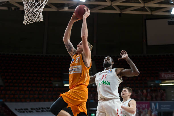 使莱比锡难 使莱比锡难