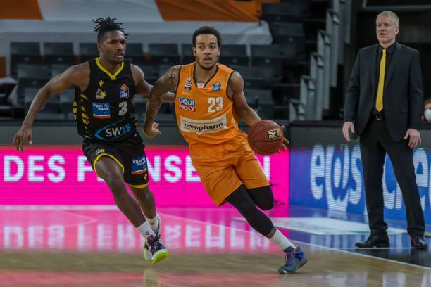 赛季的采访 赛季的采访