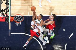 社会平等的 社会平等的